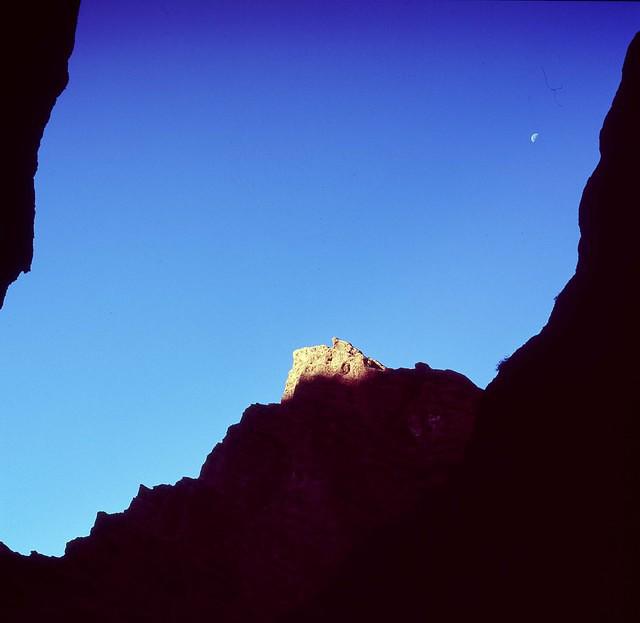 Tianshan Grand Canyon-1